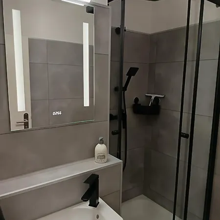 Apartman Business Mit Neuem Bad / Wlan / Smart-tv / Kueche