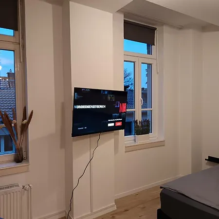 Business Mit Neuem Bad / Wlan / Smart-tv / Kueche *